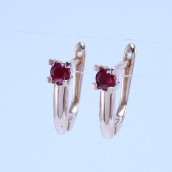 Серьги из красного золота с рубинами